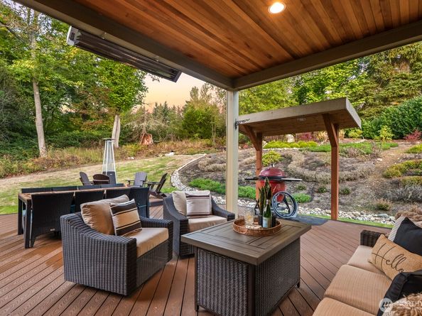 5812 249th Court NE, Redmond WA 98053