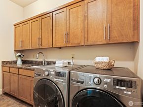 5812 249th Court NE, Redmond WA 98053