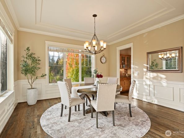 5812 249th Court NE, Redmond WA 98053