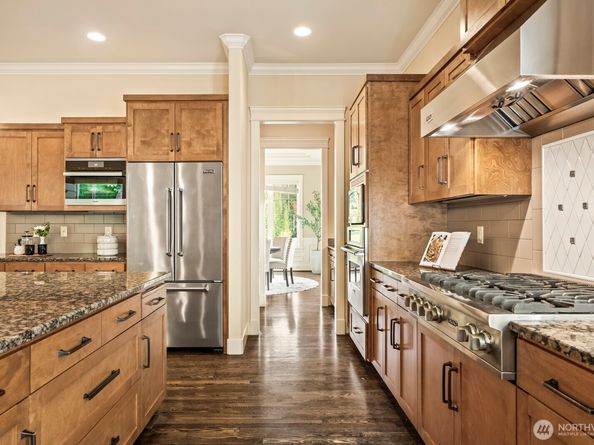 5812 249th Court NE, Redmond WA 98053