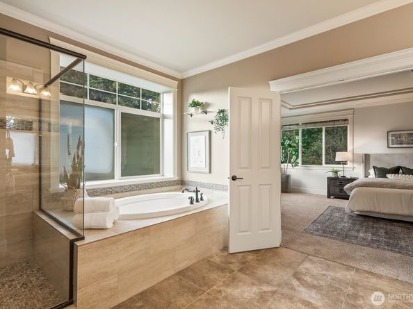 5812 249th Court NE, Redmond WA 98053