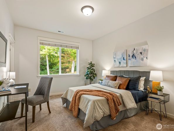 5812 249th Court NE, Redmond WA 98053