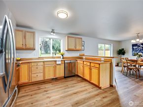 18546 10th Avenue NE, Poulsbo WA 98370