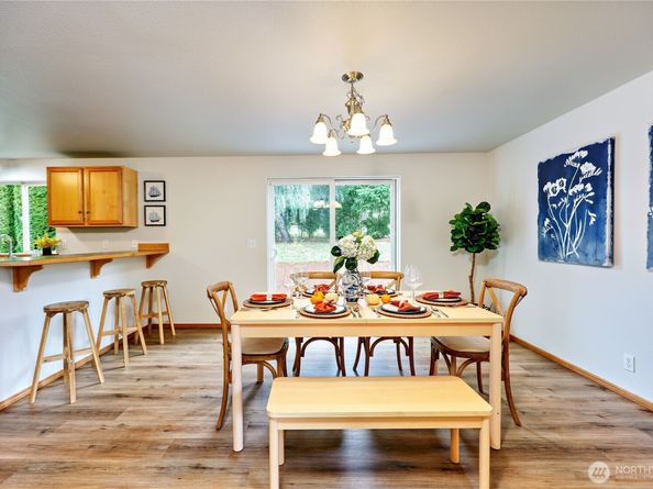 18546 10th Avenue NE, Poulsbo WA 98370