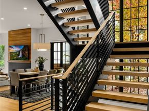 7002 93rd Avenue SE, Mercer Island WA 98040