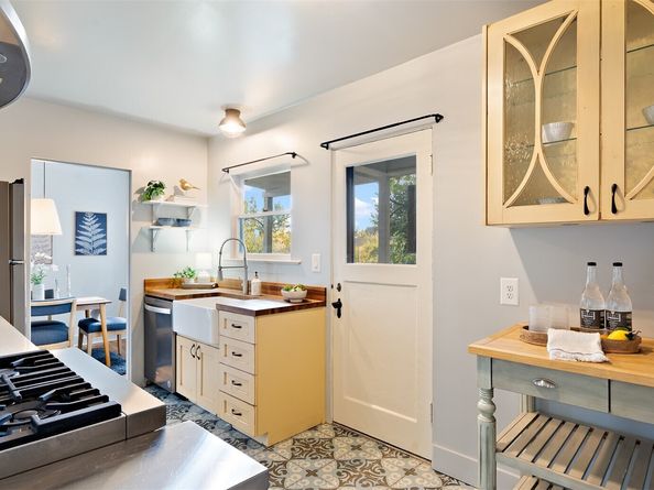 3211 Porter Street, Bremerton WA 98312