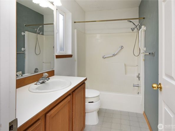 4294 Siana Place SE, Port Orchard WA 98366