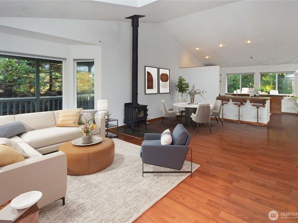 4294 Siana Place SE, Port Orchard WA 98366