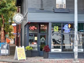 1047 S Donovan Street, Seattle WA 98108