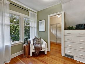 1047 S Donovan Street, Seattle WA 98108