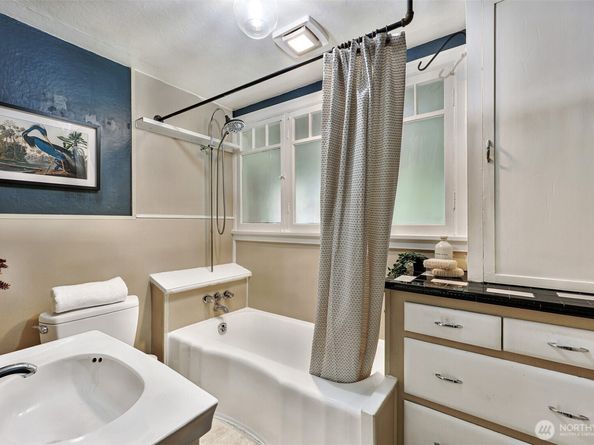 1047 S Donovan Street, Seattle WA 98108