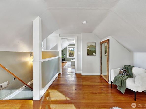 1047 S Donovan Street, Seattle WA 98108