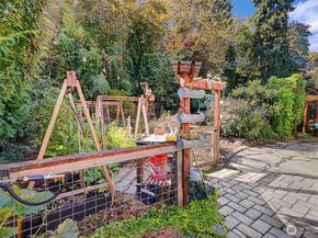 1047 S Donovan Street, Seattle WA 98108