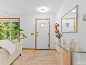 17025 32nd Avenue NE, Lake Forest Park WA 98155