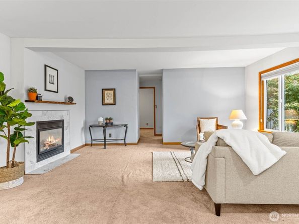 17025 32nd Avenue NE, Lake Forest Park WA 98155