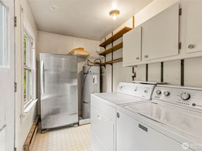 17025 32nd Avenue NE, Lake Forest Park WA 98155
