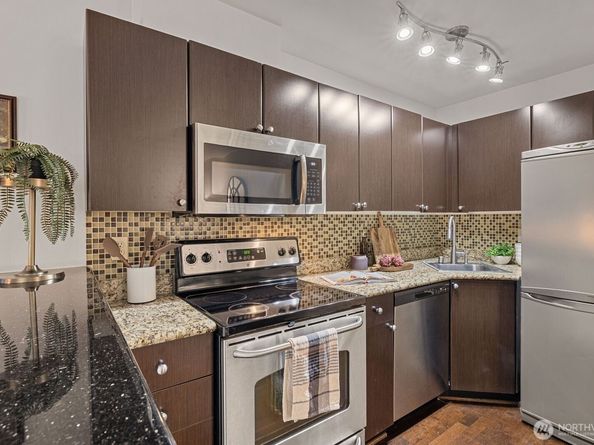 120 NW 39th Street 106, Seattle WA 98107