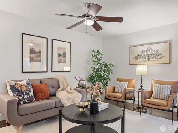 120 NW 39th Street 106, Seattle WA 98107