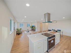 1249 SW 151st Street, Burien WA 98166