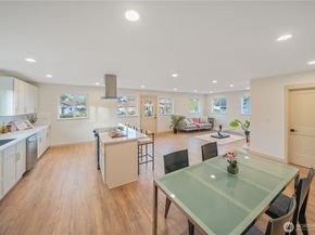 1249 SW 151st Street, Burien WA 98166