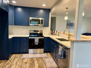 2740 Callahan Drive, Bremerton WA 98310