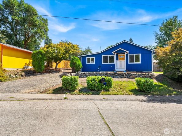 2740 Callahan Drive, Bremerton WA 98310