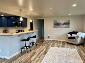 2740 Callahan Drive, Bremerton WA 98310