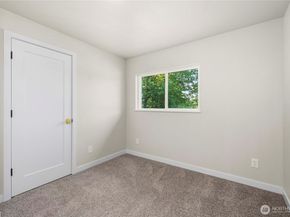2740 Callahan Drive, Bremerton WA 98310