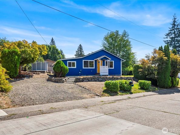 2740 Callahan Drive, Bremerton WA 98310