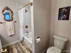 2740 Callahan Drive, Bremerton WA 98310