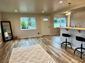 2740 Callahan Drive, Bremerton WA 98310