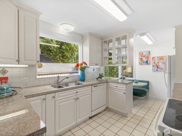 2926 W Blaine Street, Seattle WA 98199