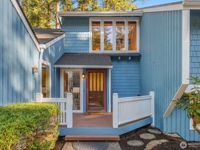 642 213th Place NE, Sammamish WA 98074