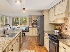 642 213th Place NE, Sammamish WA 98074