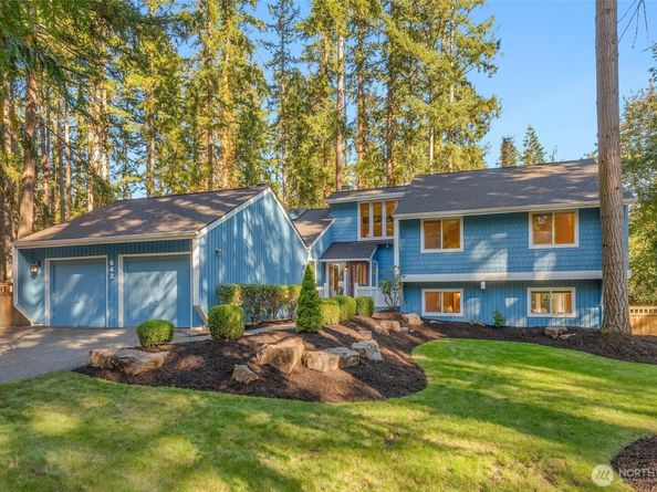 642 213th Place NE, Sammamish WA 98074