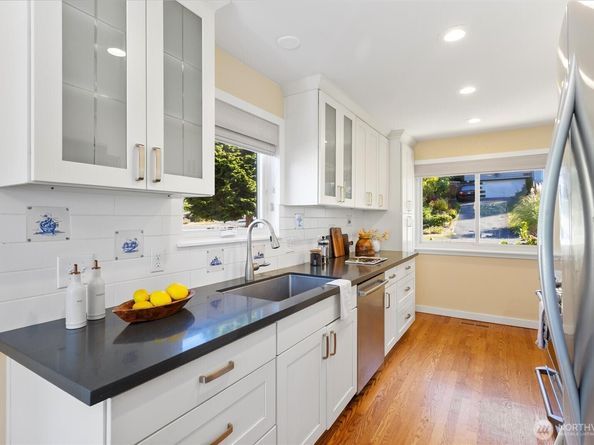 19811 11th Avenue NW, Shoreline WA 98177