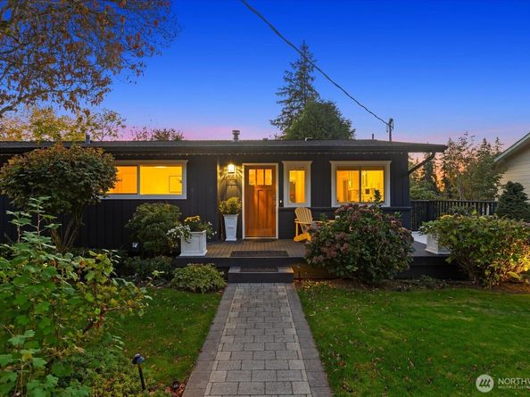 19811 11th Avenue NW, Shoreline WA 98177