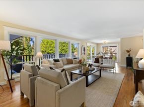19811 11th Avenue NW, Shoreline WA 98177