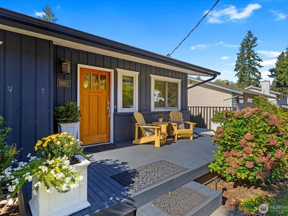 19811 11th Avenue NW, Shoreline WA 98177