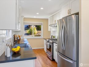 19811 11th Avenue NW, Shoreline WA 98177