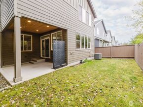 3850 Portside Drive, Bremerton WA 98312