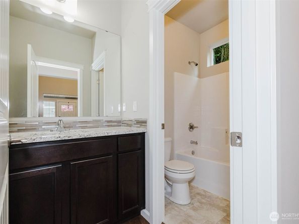 3850 Portside Drive, Bremerton WA 98312