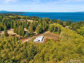 6565 NE Twin Spits Road, Hansville WA 98340