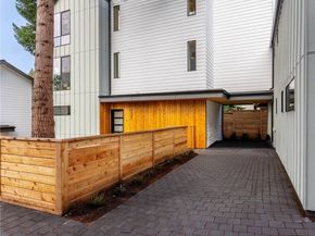 7341 21st Avenue NE, Seattle WA 98115