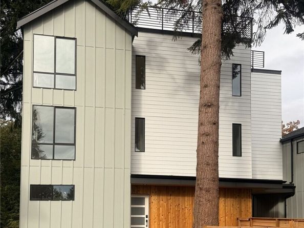 7341 21st Avenue NE, Seattle WA 98115