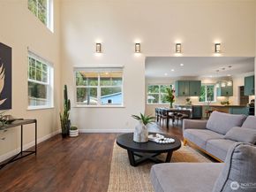 21272 Virginia Avenue NE, Kingston WA 98346