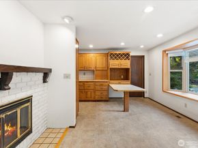 3320 NE 178th Street, Lake Forest Park WA 98155