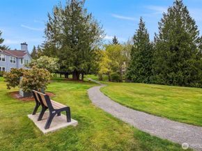 3752 Providence Point Drive SE 1403, Issaquah WA 98029