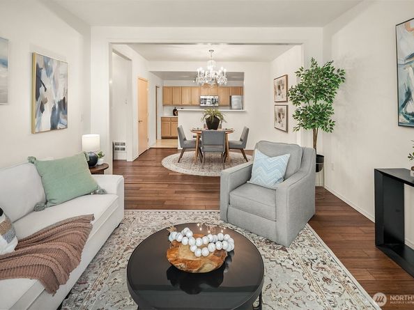 3752 Providence Point Drive SE 1403, Issaquah WA 98029