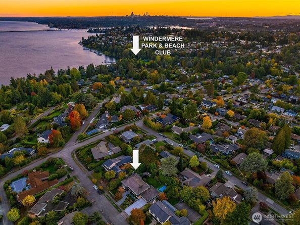 5727 63rd Avenue NE, Seattle WA 98105